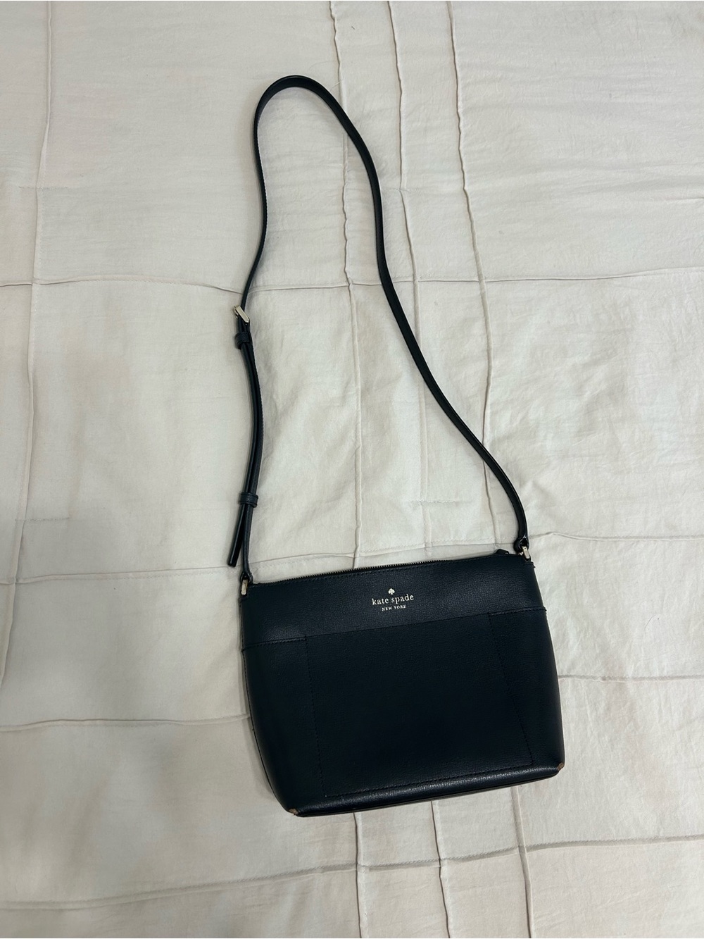 kate spade - Black Leather Adjustable Strap M/L Crossbody Bag
